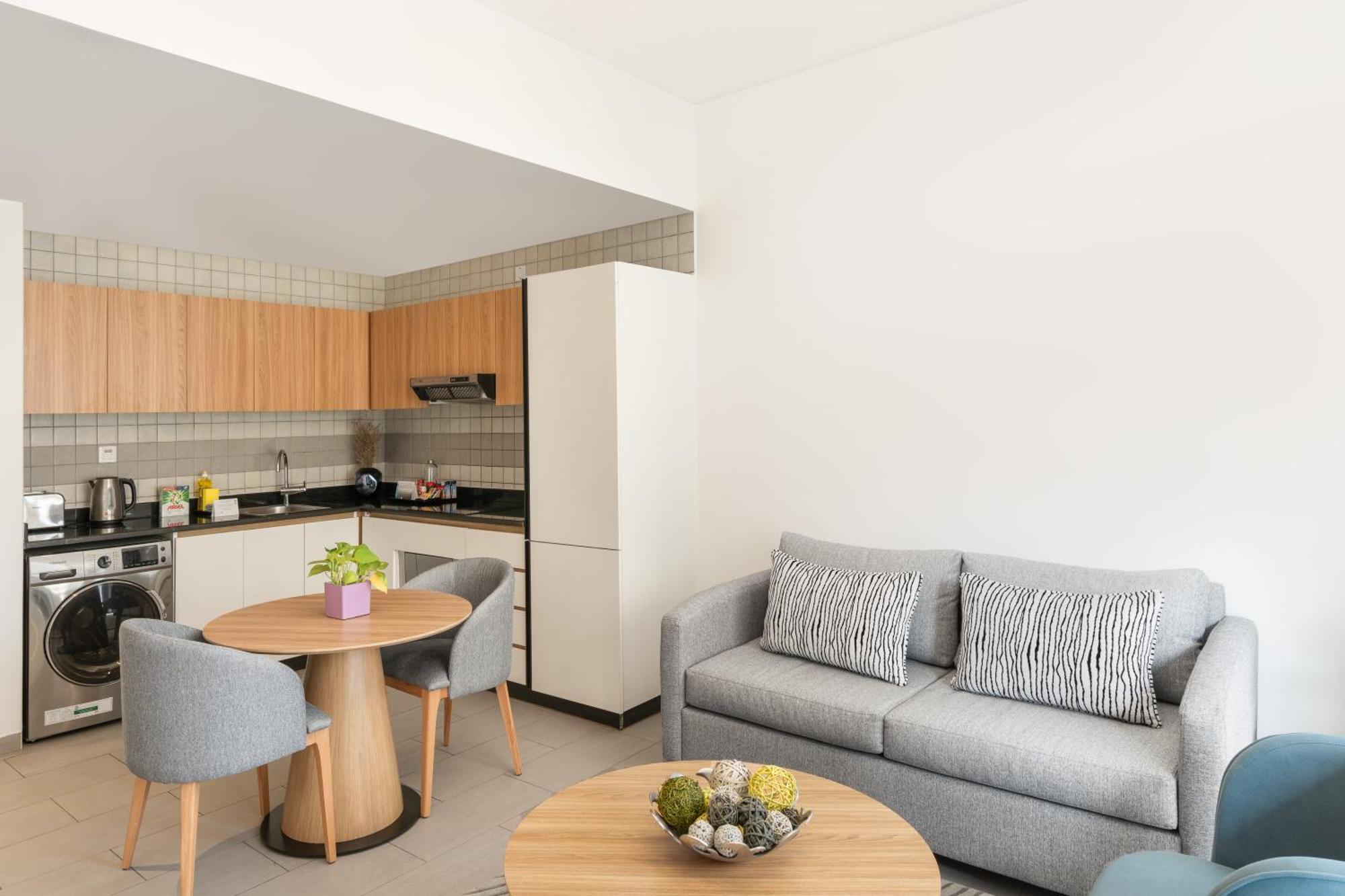 Citadines Metro Central Dubai Ngoại thất bức ảnh